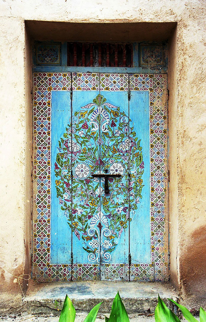 Самые красивые и интересные двери со всего мира - 26 фото