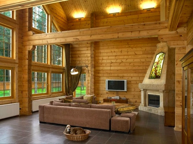 Один из вариантов дизайна для деревянного дома: здесь преобладает классический стиль.