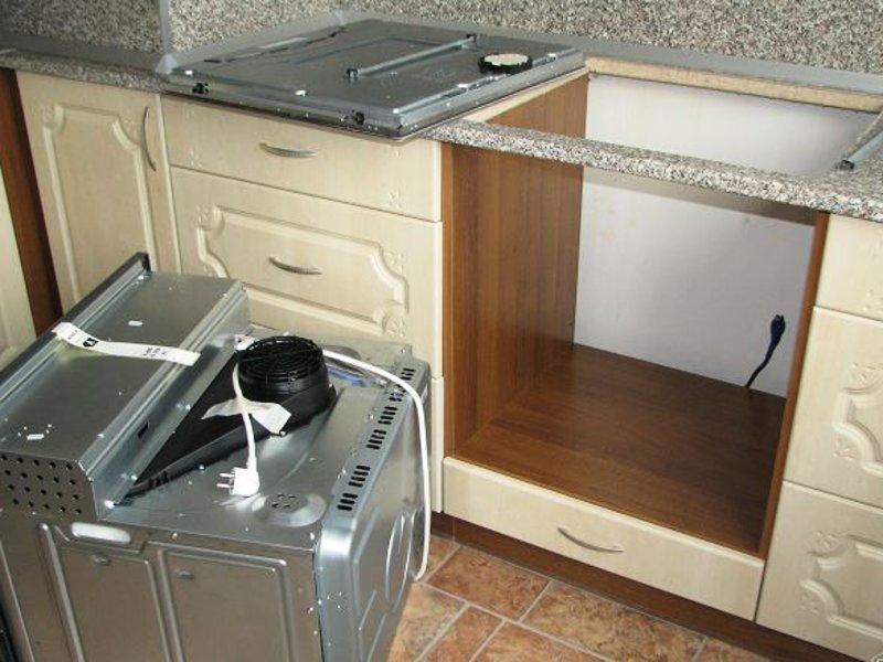Духовые шкафы различаются по способу нагрева – от газа или от электричества