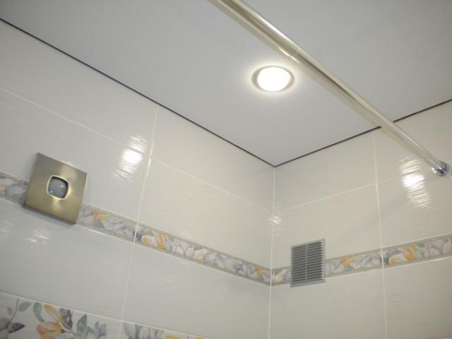 Вентиляция в ванной комнате и туалете необходима в каждом доме или квартире