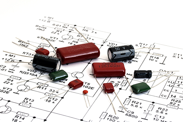 Как определить маркировку конденсатора