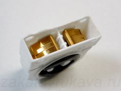 Плоскопружинные контакты патрона G13.