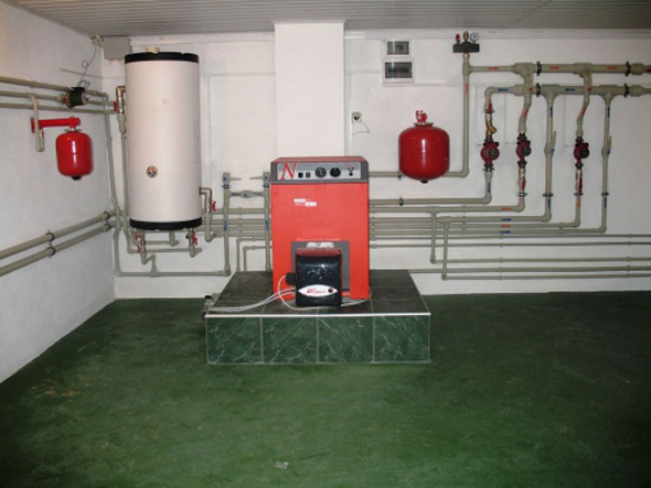 Монтаж отопления требует точного представления как об используемой системе отопления, так и обо  всех элементах, входящих в неё