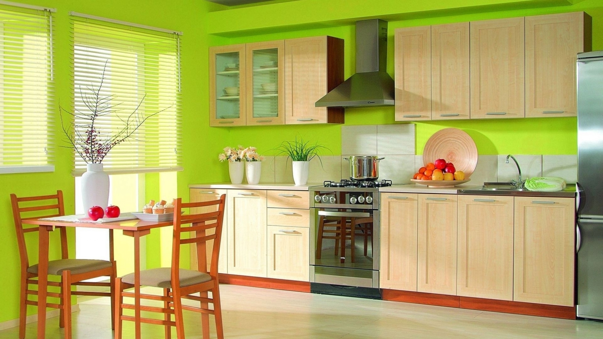 Сочетание зеленого и бежевого цвета на кухне