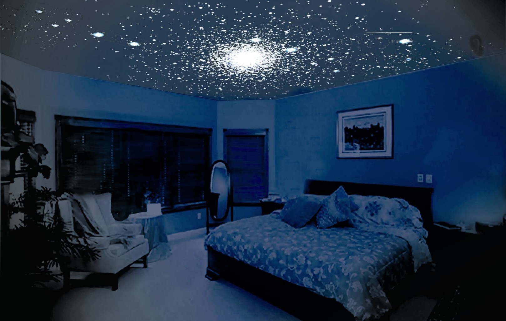 Звездное небо на потолке спальни