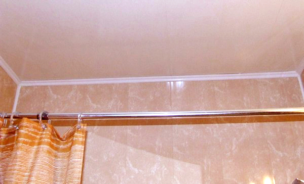 обшивка панелями ванной фото